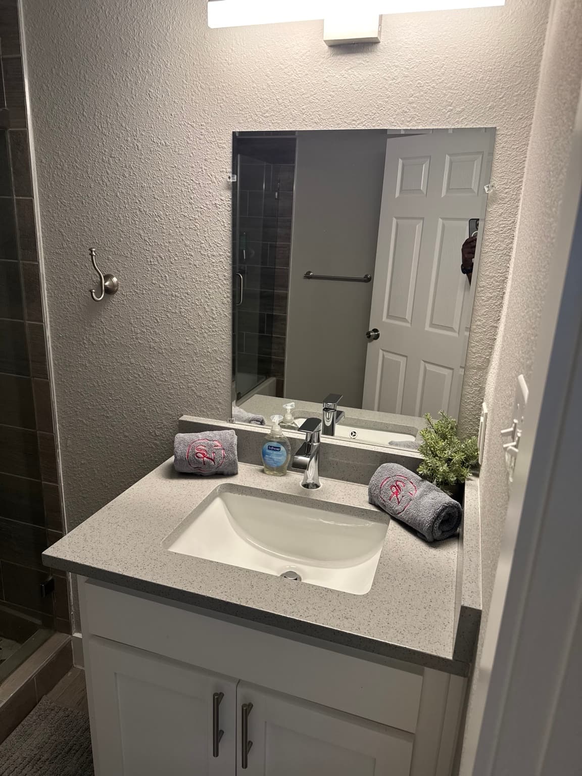 Spotless Airbnb bathroom turnover service in DFW